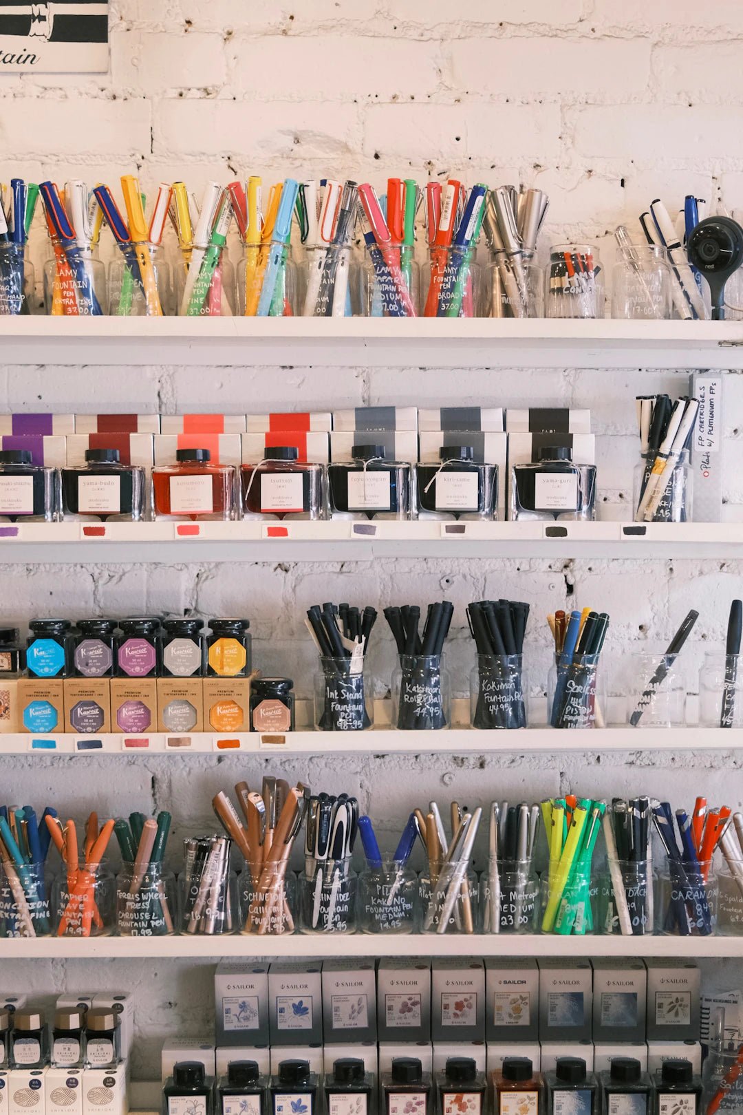 Découvrez les Secrets des Stylos Plume : Un Artisanat Élégant et Fonctionnel - Stylo Plume